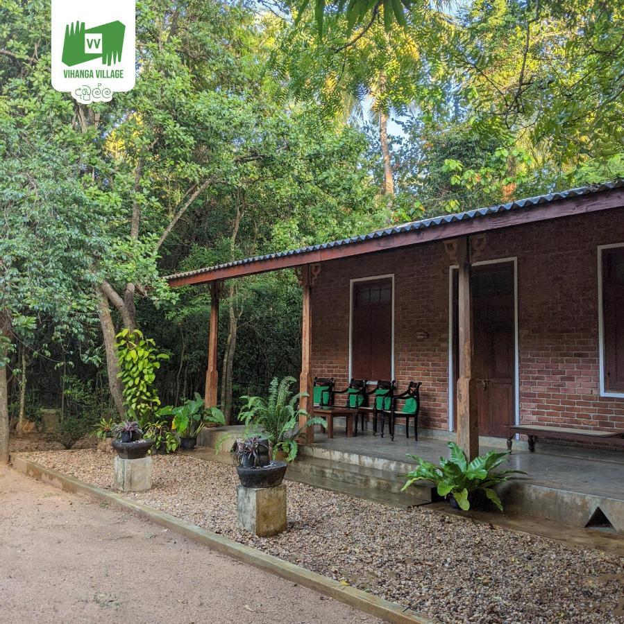 Vihanga Village - Jungle Retreat In ダンブッラ エクステリア 写真